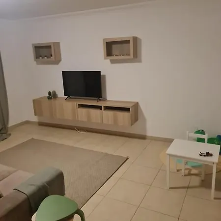 28 Star Apartment *